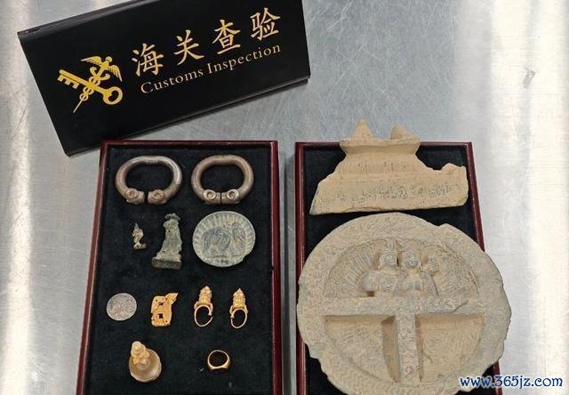 外籍旅客携20件中国文物出境被查